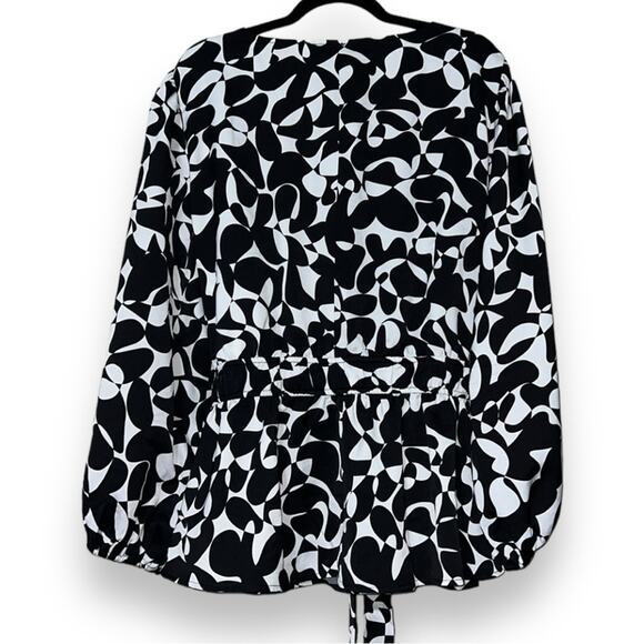 LANE BRYANT womens plus size 24 classic v-neck long sleeve top black and white - Picture 16 of 16